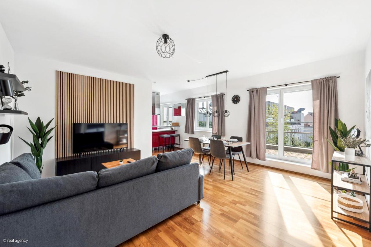 Bernhards Apartment Stadthalle - Klima & Terrasse ウィーン エクステリア 写真